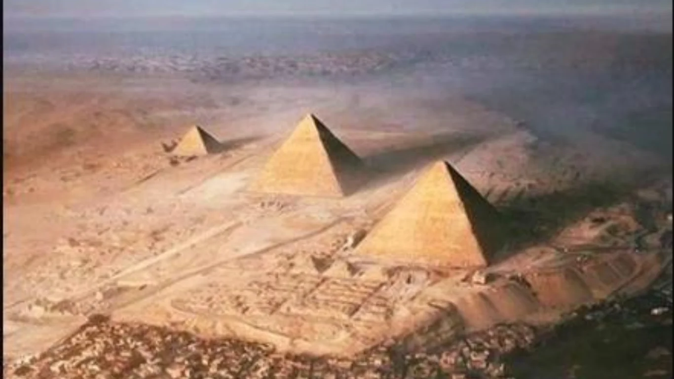the Giza pyramids Cairo