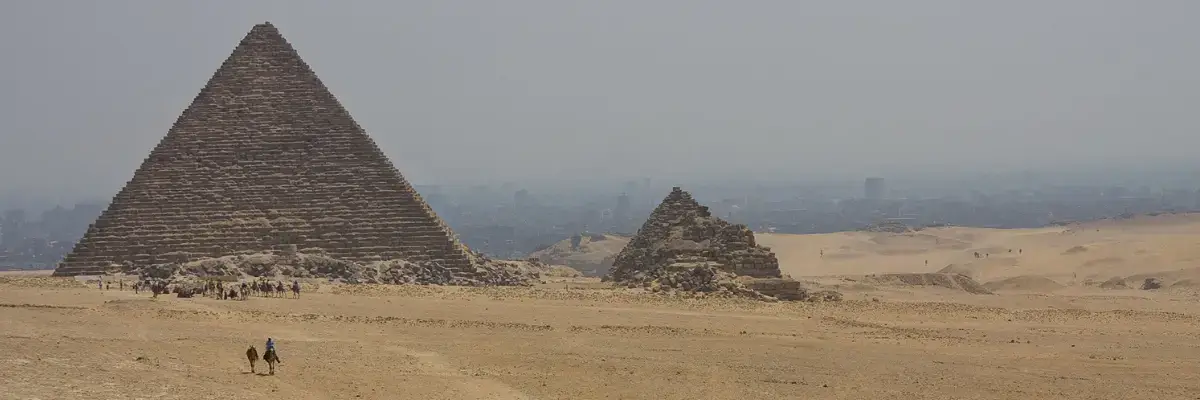 Menkaure-Pyramid-Giza