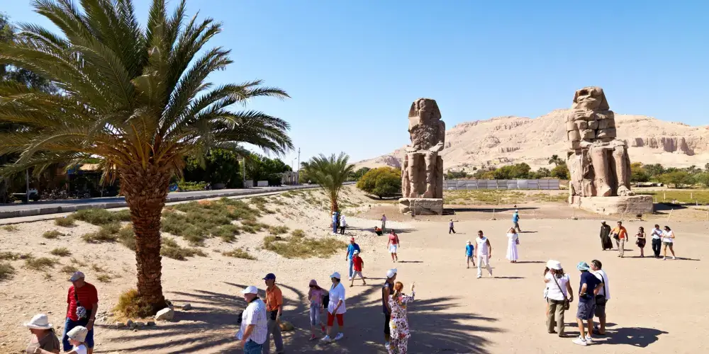 8-Days-Egypt-Easter-Holiday-package-Colossi-of-Memnon