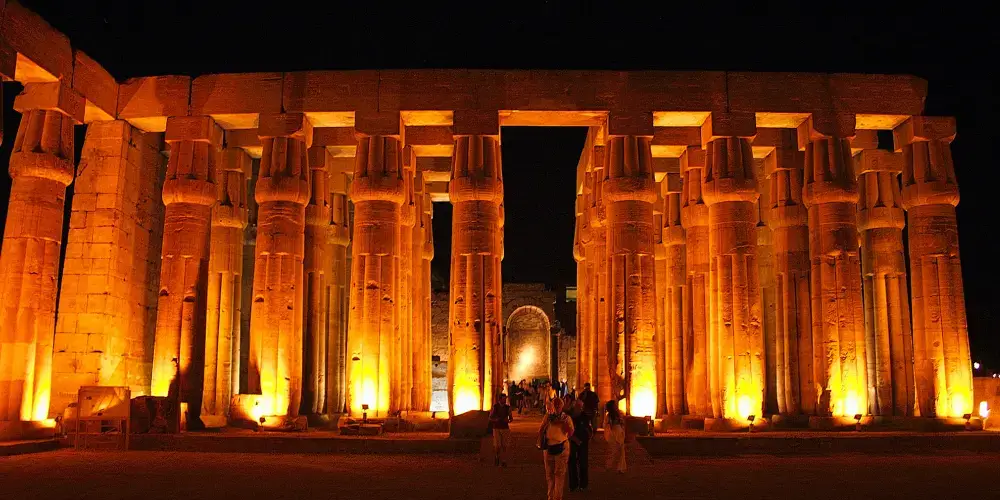 8-Days-Egypt-Easter-Holiday-package-Luxor-Temple-by-Night