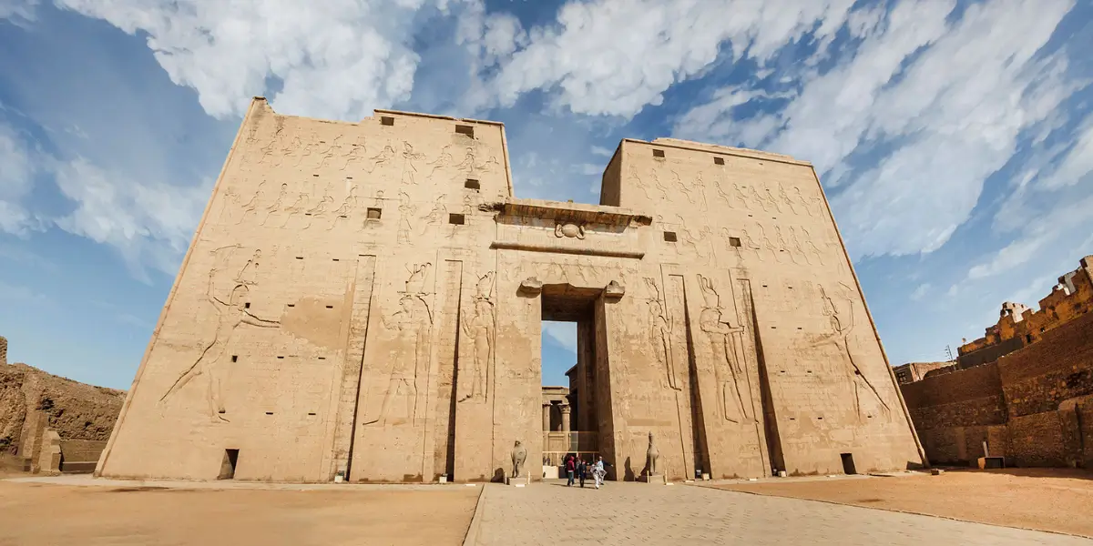 8-days-discovering-ancient-egypt-philae -temple