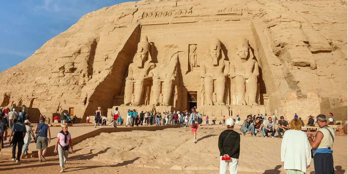 Family-Vacations-To-Egypt-Abu-Simbel-Temple