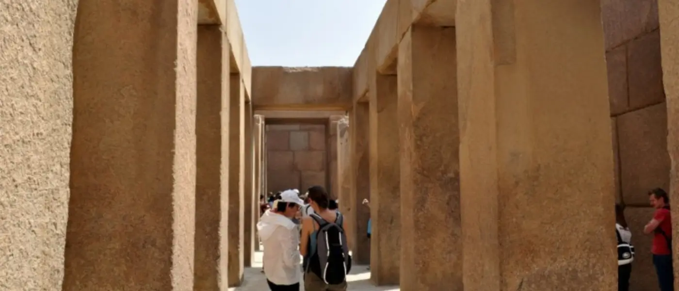 Grand-Egyptian-Museum-Tour-Valle-Temple-Giza