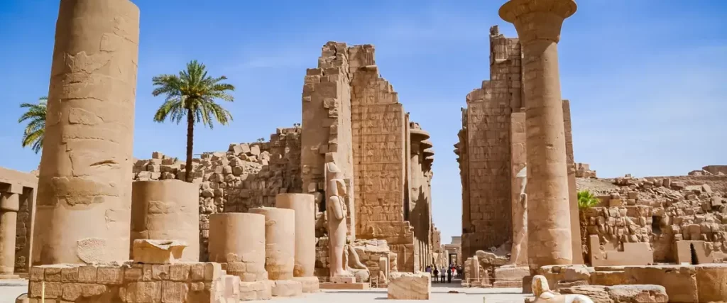 Karnak-Temple-Via-Acamar-Nile-Cruise-EgyptaTours