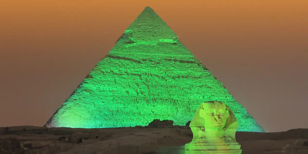 Sound-and-light-show-Giza
