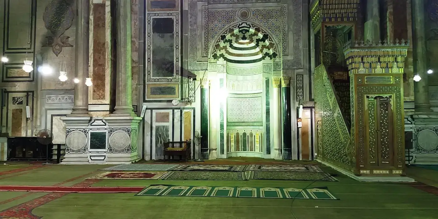 AL-Rifai Mosque-Interior-EgyptaTours