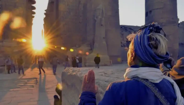 magical-Winter-Solstice-Sunrise-at-Karnak-temple-EgyptaTours