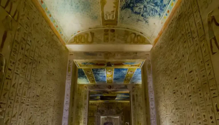 The-Tomb-of-King-Ramses-IV-KV2-EgyptaTours