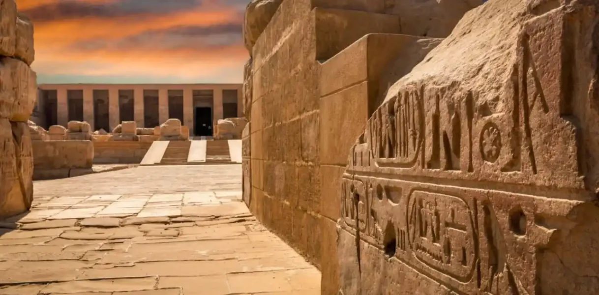 Enjoy Deandra and Abydos Tour from Safaga Port