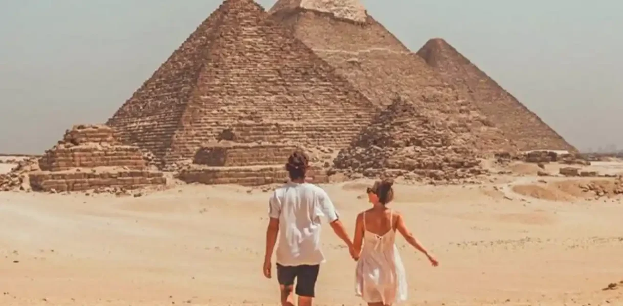 Best 13 Days Egypt Honeymoon Package