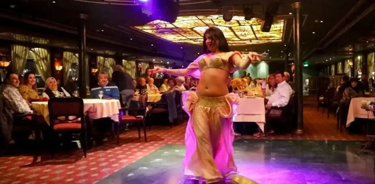 Charming Nile Dinner Cruise in Cairo with Belly Dancing