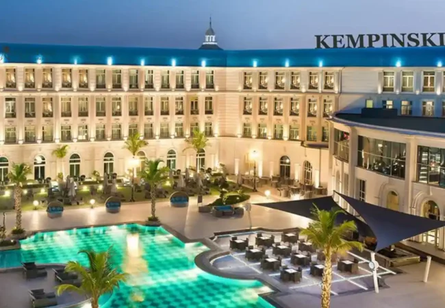 Kempinski-Nile-Hotel-Cairo-View-EgyptaTours