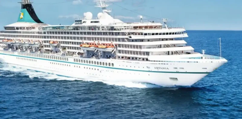 Shore Excursions for Cruises Stop in Safaga Port 8 Artania-Cruise-Excursions-from-Safaga-EgyptaTours-Featured