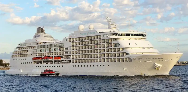 Shore Excursions for Cruises Stop in Safaga Port 25 Seven-Seas-Navigator-Cruise-EgyptaTours-Featured-Image