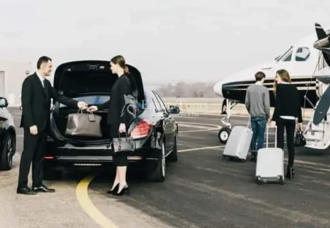 Private-air-conditioned-transfer-vehicle-from-Hurghada-Airport-to-hotel-by-EgyptaTours