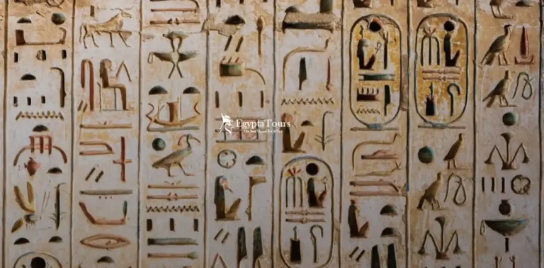 The-Ancient-Egyptian-Language-Featured-Image-EgyptaTours
