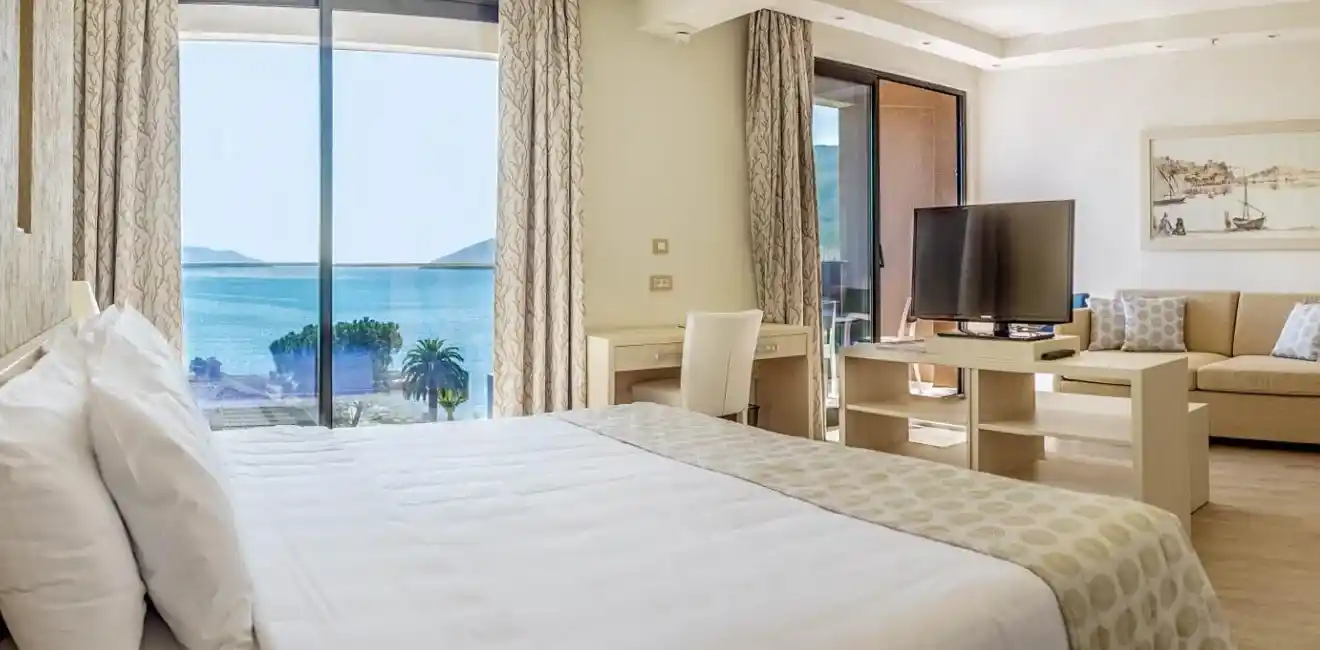 Accommodations-Hotels-in-Luxor-EgyptaTours