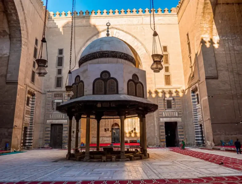 Day Tour to Islamic Cairo From Cairo