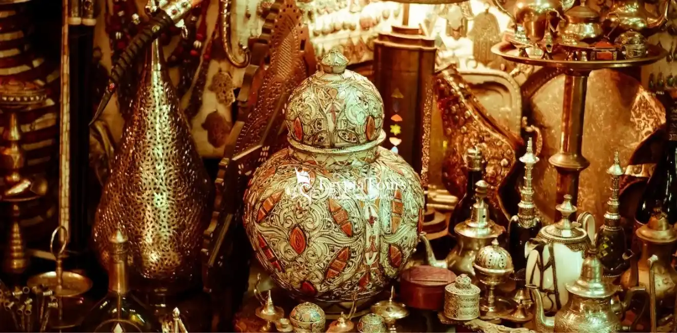 Souq Al Khayamiya 8 The-Art-of-Khayamiya-in-Handicrafts-EgyptaTours