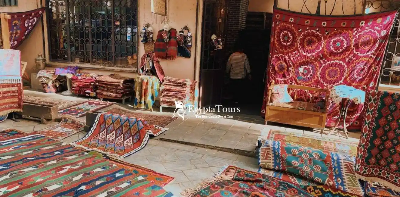 Souq Al Khayamiya 11 The-Market's-Role-in-Supporting-Tourism-EgyptaTours