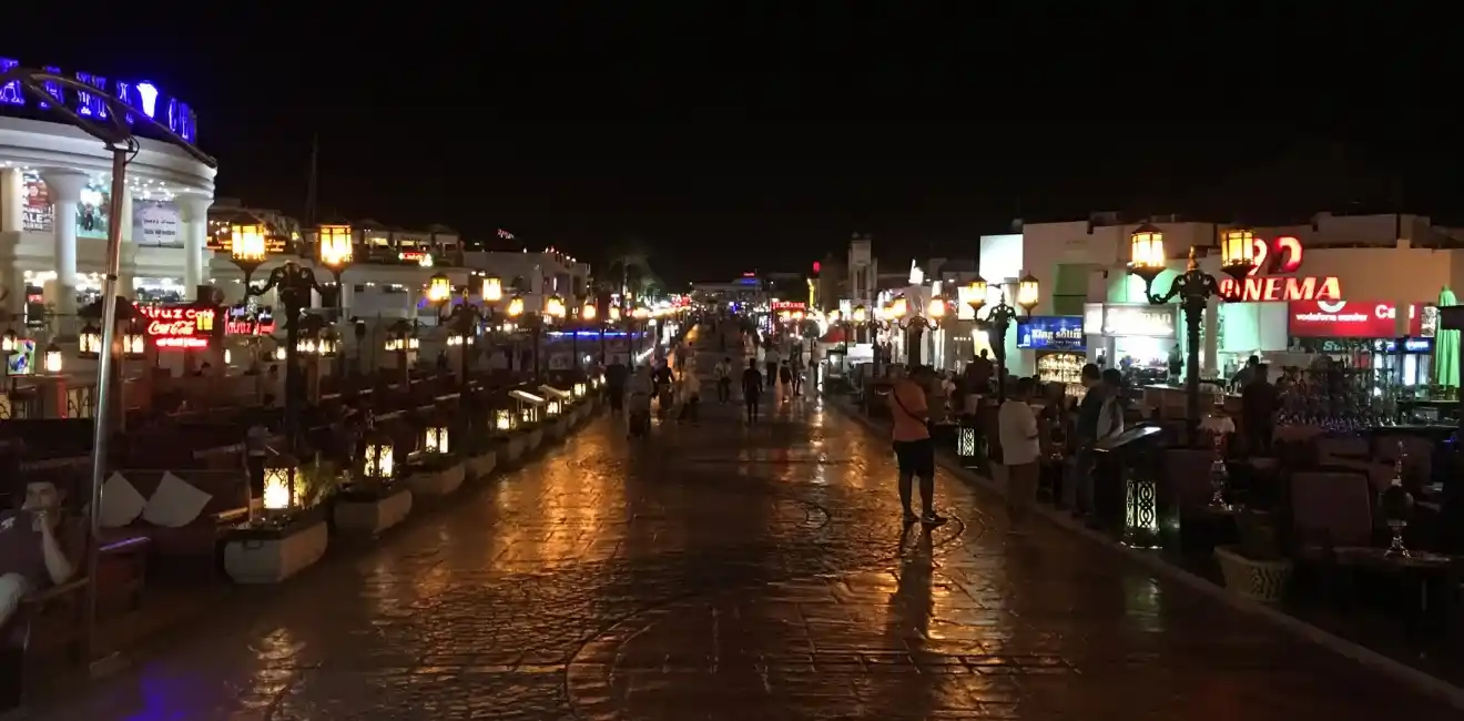 Scuba-Diving-In-Naama-Bay-EgyptaTours