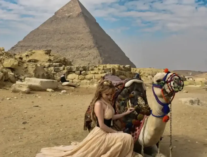 Grand Egyptian Museum and Giza Pyramids Tour From Cairo