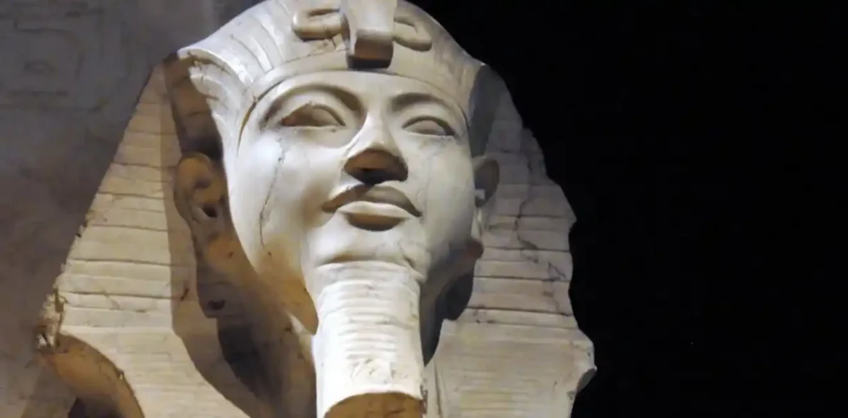 King Horemheb