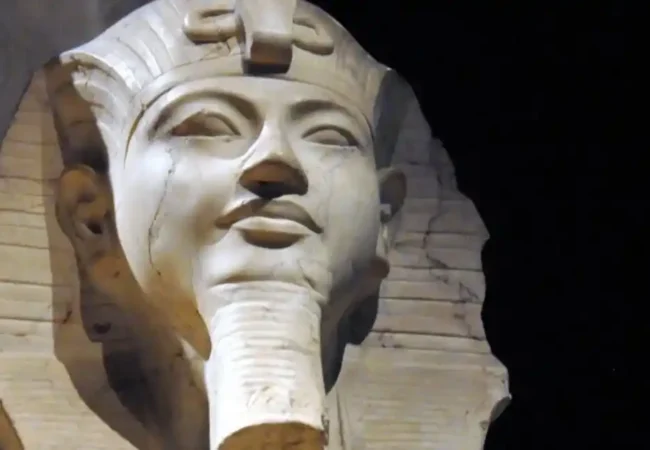 King- Horemheb-EgyptaTours