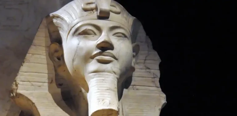 King- Horemheb-EgyptaTours