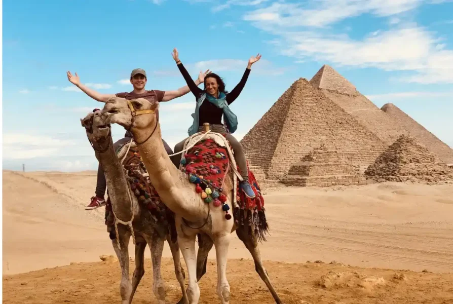 6 Days Pyramids and Coptic Cairo